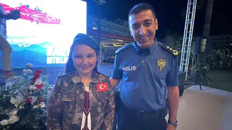Şehit halasının izinden giden 10 yaşındaki Gülşah polis üniforması giydi