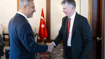 Hakan Fidan Ankara’da İngiliz heyetle masaya oturdu