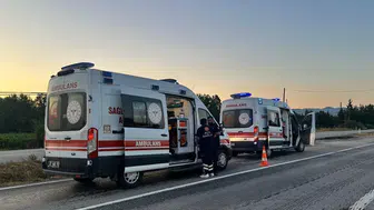 Taşköprü kara yolunda iki araç çarpıştı