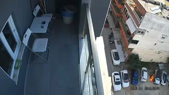 Antalya’da yanan motosikletini diğer araçlara zarar gelmesin diye sürükledi