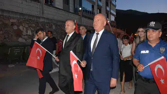 Babadağ şehitlerini anmak için meydanlara indi