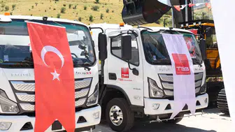 Giresun Belediyesi kanal temizliği için dev aracı filosuna kattı