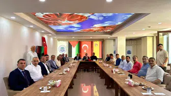 Trabzon Of Belediye Başkanı İspanya Başbakanı'nı fahri hemşehri ilan etti