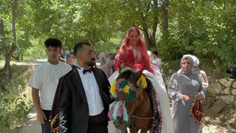 Bitlis Hizan’da düğün konvoyunun yerini atlı gelin aldı