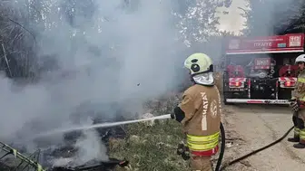 Hatay Defne’de korkutan sazlık yangını büyümeden önlendi