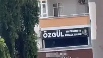 Adana'da dükkan önünde içki kavgası kanlı bitti