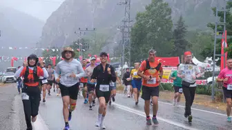Kapıkaya Kanyonu’nda 21 kilometrelik zorlu yarış