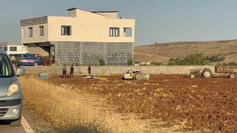 Gaziantep’te kontrolden çıkan araç bahçede oturan aileyi biçti