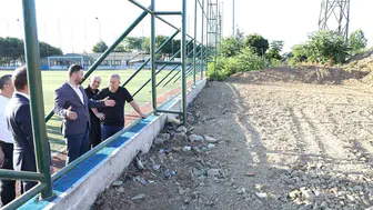 Kağıthane Mehmet Akif Ersoy Mahallesi'ndeki spor tesisi baştan aşağı yenileniyor