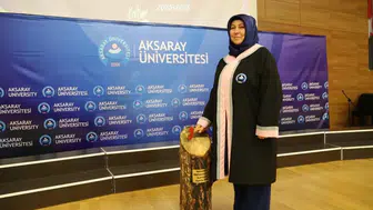 Üniversite hayalini 42 yaşında birincilikle taçlandırdı