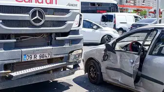 Aydın'da beton mikseri ve otomobil kazası
