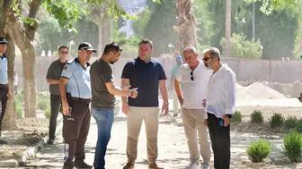 Kuşadası merkezindeki trafik düğümü çözülüyor
