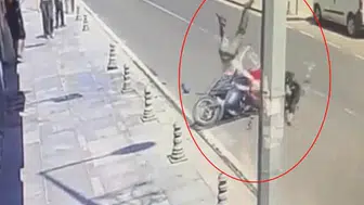 Çorlu'da dikkatsiz yaya motosikletin hedefi oldu