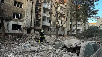 Rusya'nın Ukrayna'ya gece boyu süren füze saldırısında 8 kişi öldü