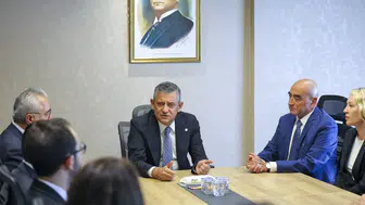 Özgür Özel yönetimindeki Yeni Parti disiplin mekanizmasını kurdu