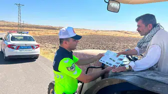 Kilis'te tarlalara çıkan çiftçilere traktör denetimi yapıldı