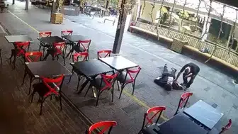 Fethiye’de bayılan gencin parasını çalan şüpheli tutuklandı
