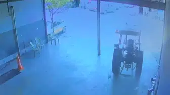 Osmaniye'de sürücüsüz traktör trafiği birbirine kattı