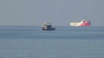 Somali görevinden dönen Oruç Reis Mersin sularına demir attı