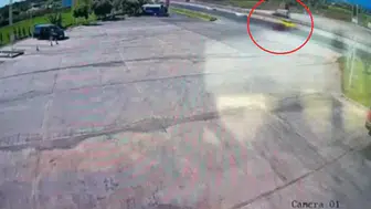 Antalya’da alkollü sürücü faciaya davetiye çıkardı