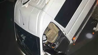 Yenipazar yolunda minibüs dereye uçtu