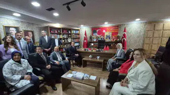 Bakan Göktaş Eskişehir’de MHP’nin kapısını çaldı