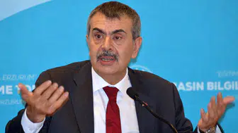 Bakan Tekin'den okullarda yeni strateji: Hizmet alımı modeli geri dönüyor