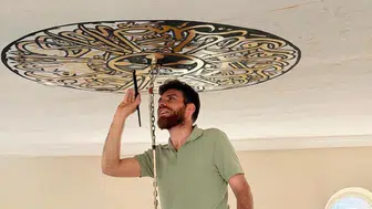Sivaslı imam köy camisini sanat galerisine çevirdi