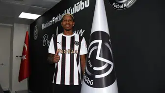 Manisa FK kanat oyuncusu Alenis Vargas ile tekrar anlaştı