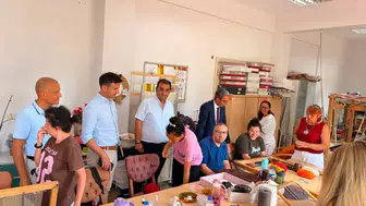 Sinoplu özel bireyler atölyede üreterek hayata tutunuyor