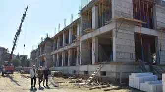 Salihli'de iki yeni okul inşaatı hızla ilerliyor