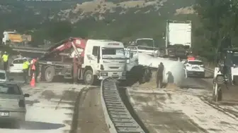 Malatya yolunda tanker kazası trafiği kilitledi
