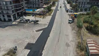 İskenderun yollarında asfalt mesaisi hız kesmiyor