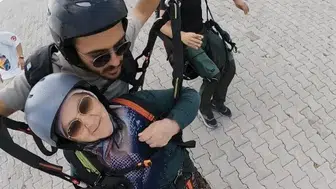 77 yaşındaki Türkan teyzeden gökyüzünde unutulmaz bir şaka
