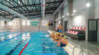Burhaniyeli öğrenciler yaz kursunda havuz keyfi yaptı