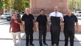 Malatya’da anıt tartışması Çıplak heykel figürüne pantolon giydirmek istediler