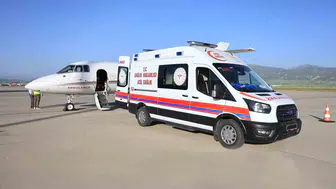 Hacda rahatsızlanan 70 yaşındaki kadın ambulans uçakla yurda getirildi