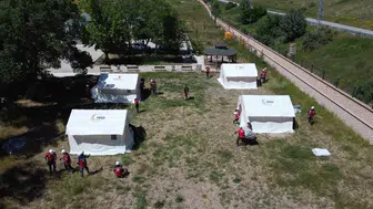 Bayburt'ta MEB ekipleri afet sonrası barınma sınavına girdi