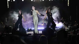 İskenderun kurtuluş coşkusunu Elif Buse Doğan konseriyle yaşadı