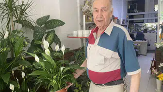 Eskişehirli çiçekçiden yaz sıcağında bitki bakımı uyarıları