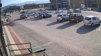 İnegöl'de yola fırlayan çocuğa cip çarptı