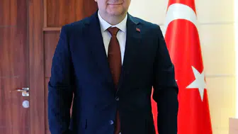 Bolu Belediye Başkan Vekili Tuna Özcan CHP'den ayrılıyor