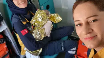 Akyazı yolunda sürpriz doğum