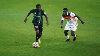 Kocaelispor orta sahasını Show ile güçlendirdi