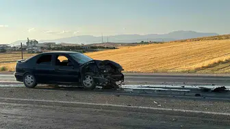 Adıyaman yolunda iki araç çarpıştı