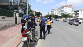Karaman'da motosiklet kazası bir kişiyi hastanelik etti