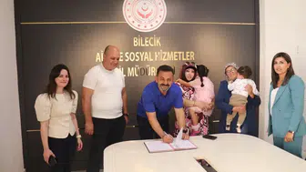 Bilecik'te bir çocuk daha yeni ailesine kavuştu