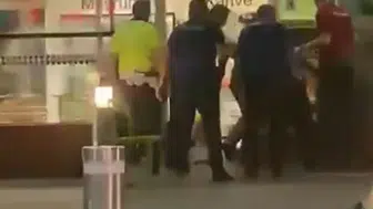 İzmir Havalimanı'nda bıçaklı dehşet