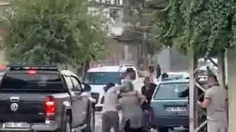 Kahramanmaraş Bağlarbaşı'nda sokak ortasında sopalı kavga