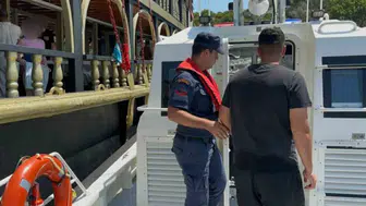 Fethiye açıklarında teknedeki hastalar için acil tahliye operasyonu